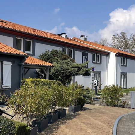 Kyriad Bordeaux Lormont Exteriör bild